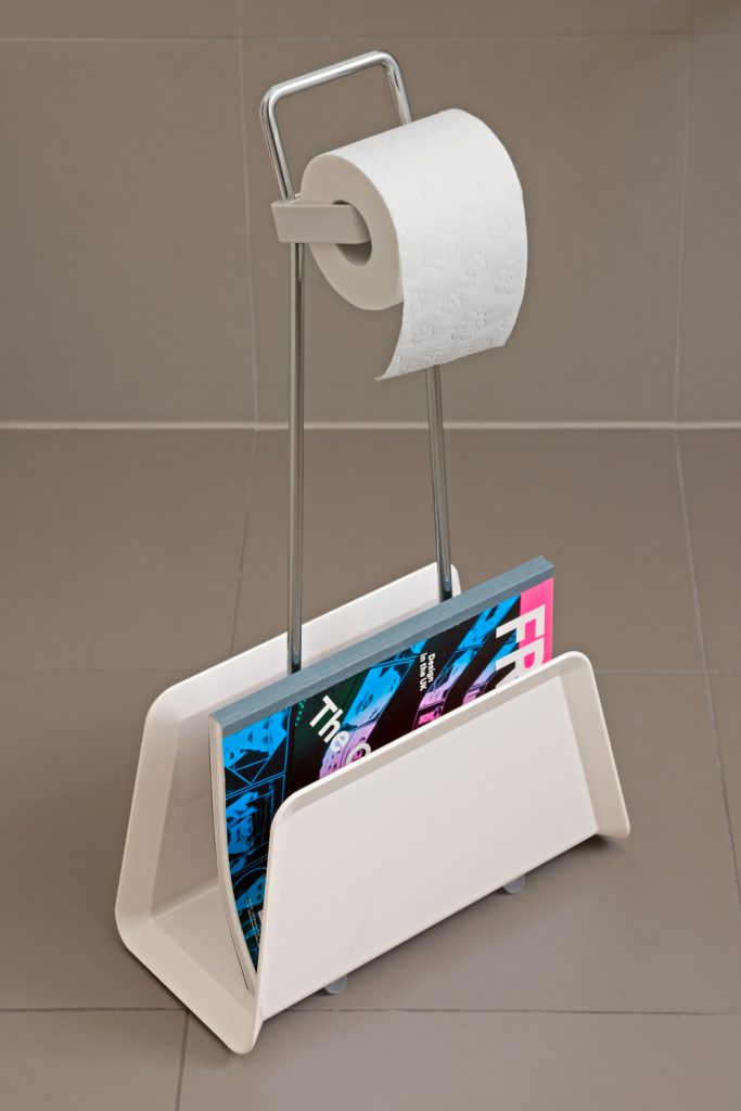 Die Serie Privy besteht aus 4 nützlichen und raumsparenden Accessoires für Bad bzw. Toilette